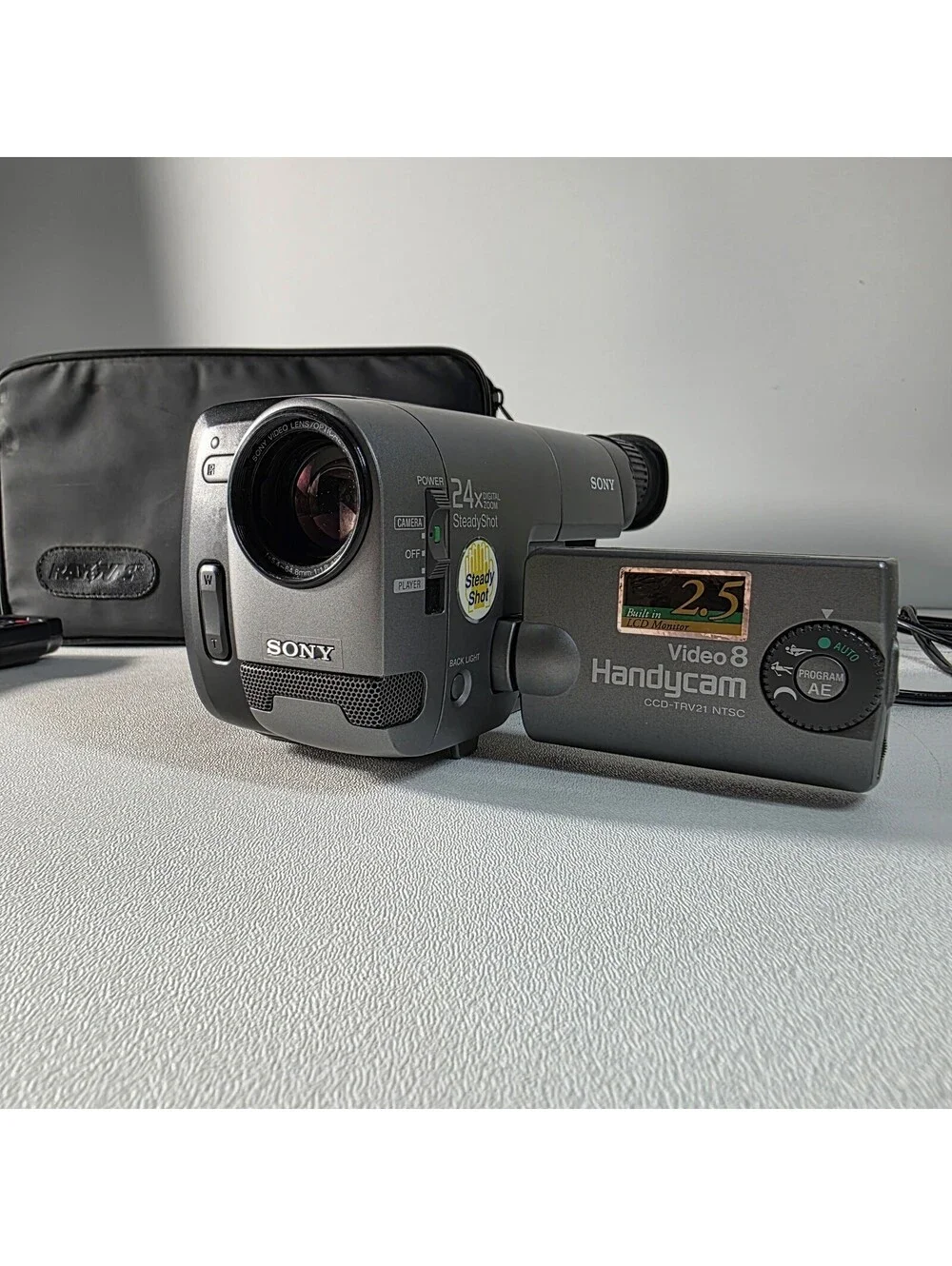Sony Handycam CCD-TRV21 Video8 8mm Video Camcorder VCR Tape Transfer TESTED READ